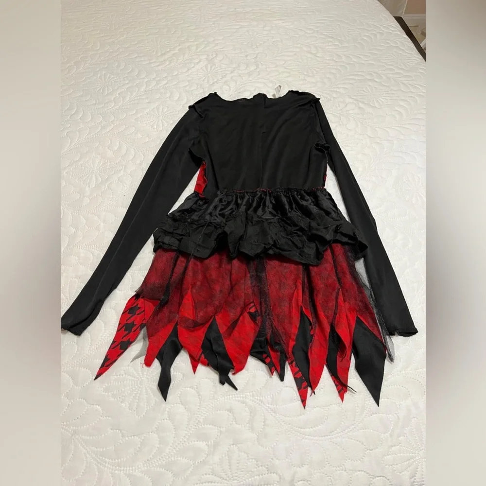 Black and Red Long Sleeve Dress